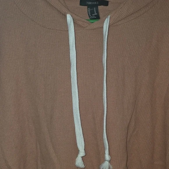 Forever 21 Peach Hooded Crop Top - Picture 3 of 6